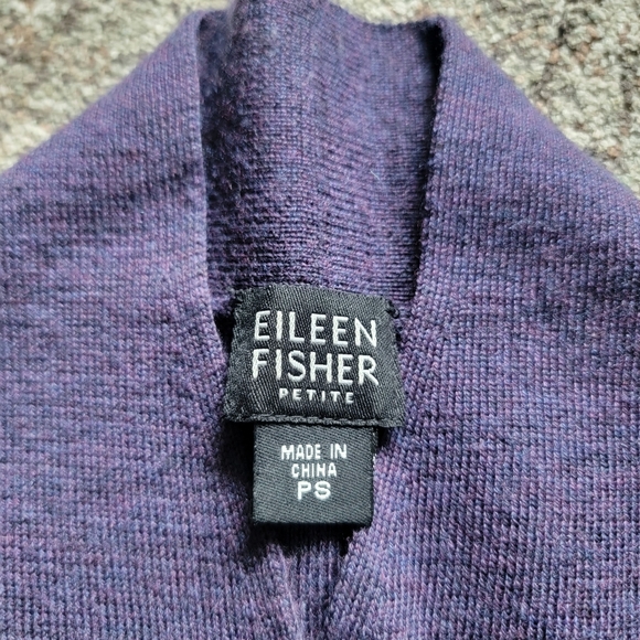 Eileen Fisher Purple 100% Merino Wool Sleeveless Sweater Vest Top Size Small - Picture 1 of 12